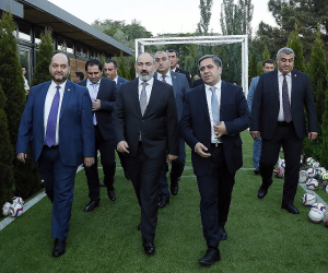 Նիկոլ Փաշինյանը մասնակցել է ՀՀ ֆուտբոլի ֆեդերացիայի հիմնադրման 30 ամյակին նվիրված միջոցառմանը
