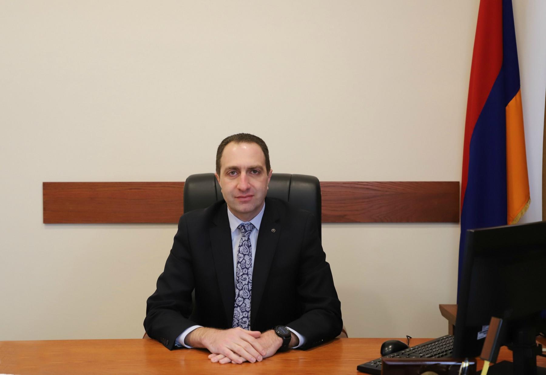 Գրիգոր Բեքմեզյանը դադարեցնում է ԲԴԽ անդամի լիազորությունները։